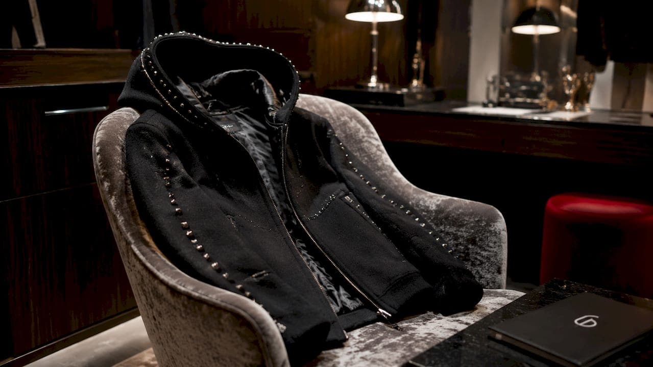 Building a sustainable luxury wardrobe: the definitive guide